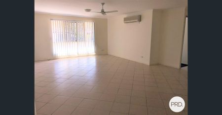 3 BEDROOM DUPLEX - ClLINTON - Photo 4