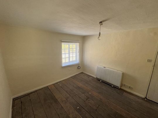 2 bedroom terraced house to rent - Photo 1