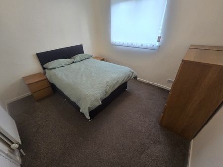 Mastrick Road, Aberdeen, AB16 - Photo 3