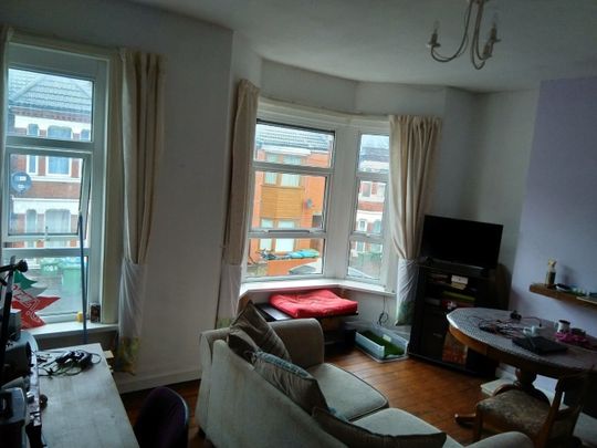 1 Bed Flat, Clovelly Road, SO14 - Photo 1