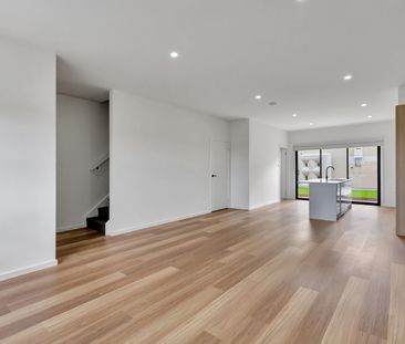 6 Angelina Terrace, Truganina VIC 3029 - Townhouse For Rent | Domain - Photo 1