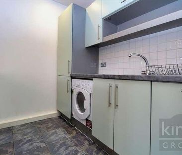 Foundry Gate, Waltham Cross, EN8 - Photo 3