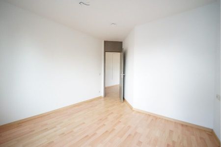 schöne 2-Raum Wohnung mit EBK, Balkon und Stellplatz * ab 01/2026 - Photo 4