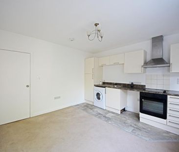 1 bedroom ground floor flat to rent - Photo 6
