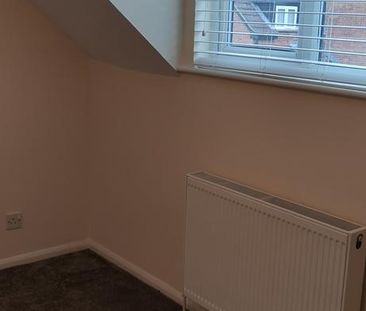 1 bedroom semi-detached house to rent - Photo 3