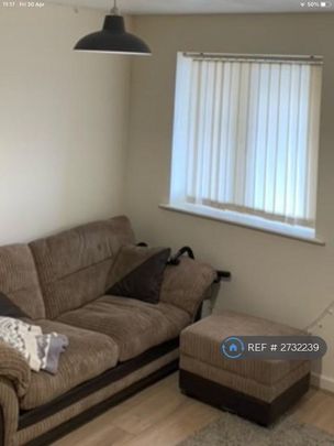 2 bedroom flat to rent - Photo 1