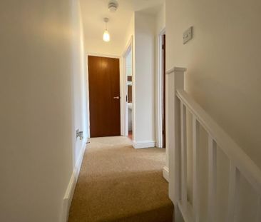 1 bedroom semi-detached house to rent - Photo 4