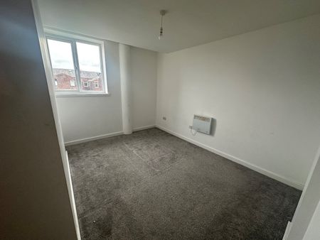 1 Bed Flat, Jubilee, BL9 - Photo 4