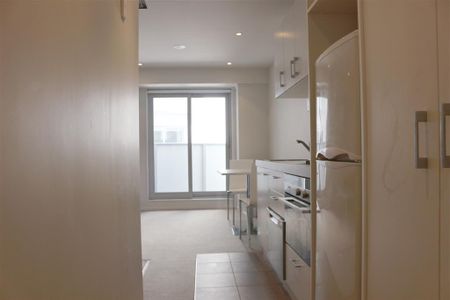 Fully Furnished One Bedroom Apartment - Photo 5