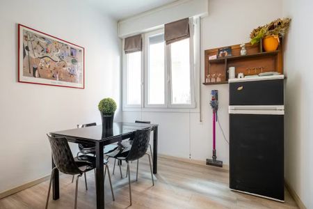 Piazza di Porta Mascarella, Bologna, Emilia-Romagna 40126 - Photo 3