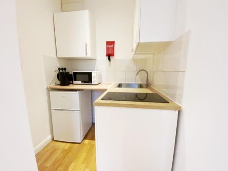 1 bedroom flat to rent - Photo 3