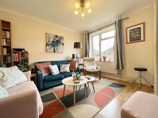 1 bedroom semi-detached house to rent - Photo 1