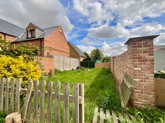 3 bedroom Cottage to let - Photo 1