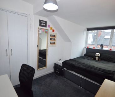 6 Bed - 39 Delph Mount, Woodhouse, Leeds - LS6 2HS - Student - Photo 6