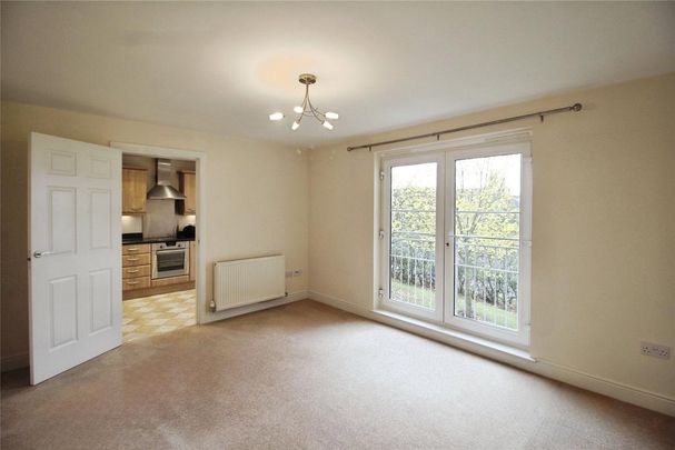 2 bedroom flat to rent - Photo 1