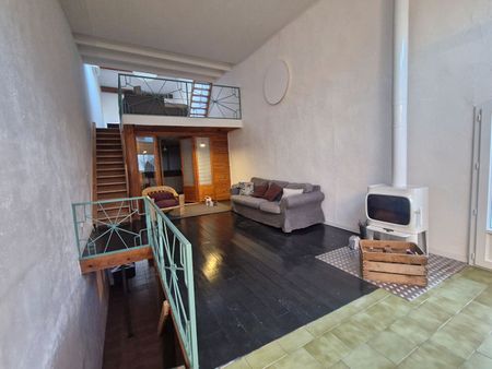 Location Maison 4 pièces 152m² - Photo 3