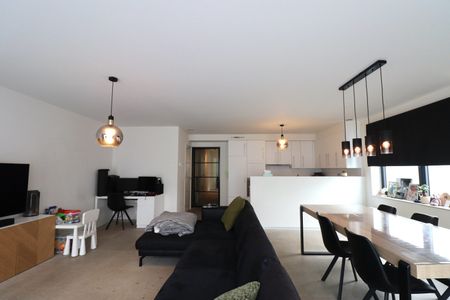 Gelijkvloers appartement te huur in Beveren-Waas - Photo 5