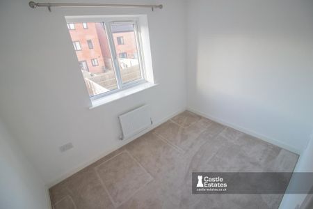 3 bedroom detached house to rent - Photo 4