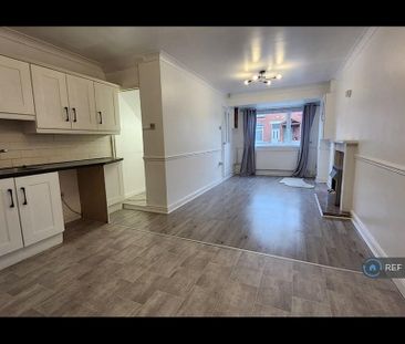 2 bedroom terraced house to rent - Photo 3