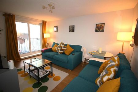 2 bedroom apartment to rent - Photo 2