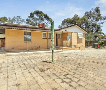 35 Mostyn Crescent, Salisbury East SA 5109 - Photo 3