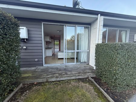 27/4 Lake Avenue, Frankton - Photo 2