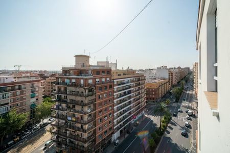 Avinguda del Primat Reig, Valencia, Valencian Community 46010 - Photo 3