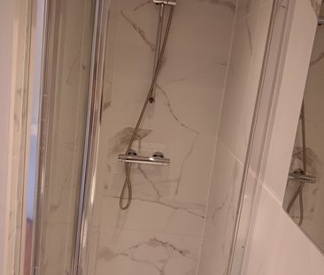 Studio Flat, St. Johns Road, NW11 - Photo 5