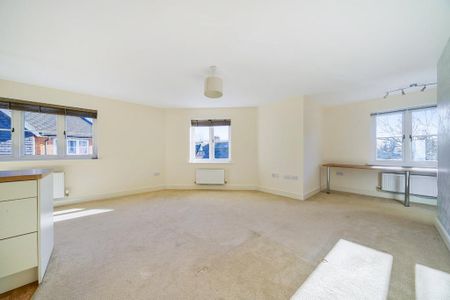 2 bedroom flat to rent - Photo 3