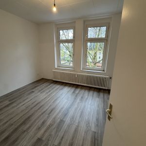 Sehr schöne sanierte 2 Zimmer Wohnung in Duisburg zu vermieten - Photo 2