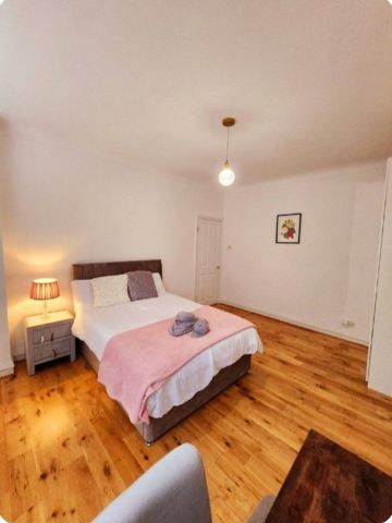 Room in a Shared House, Ardfillan Road, SE6 - Photo 4