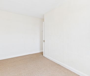 14 Newlands Drive, S12 - Photo 5