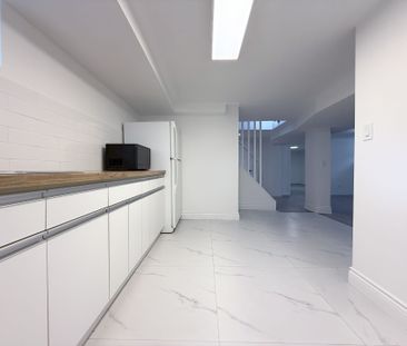 For Lease - 1227b Argreen Road, Mississauga, Ontario - Photo 5