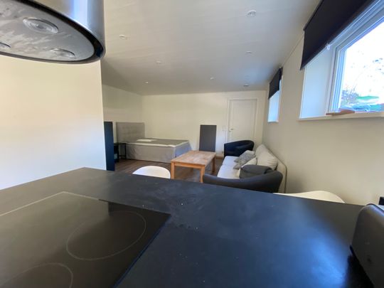 Södra Breviksvägen, Västra Frölunda - Photo 1