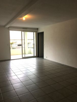 Location Appartement 3 pièces 66m² JURANCON 64110 - Photo 1