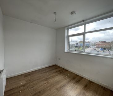 Bradford Lane, Walsall, WS1 - Photo 2