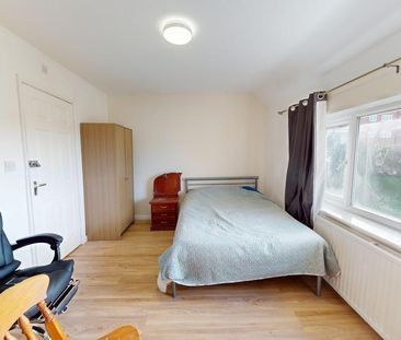 5 bedroom semi-detached house to rent - Photo 5