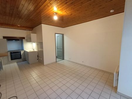 Location Appartement 2 pièces 38m² LA MOTTE SERVOLEX 73290 - Photo 5