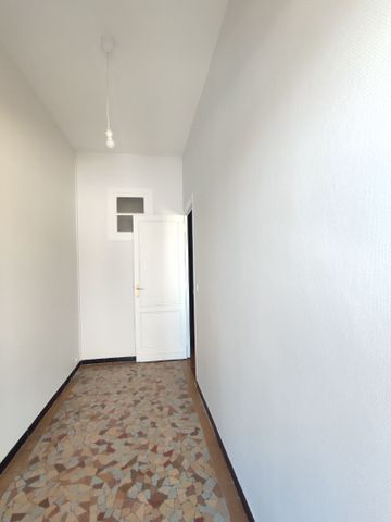 Apartment - Photo 2