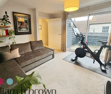 High Street - Photo 6