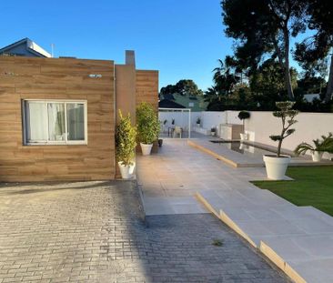 Luxury 3 room Detached House for rent in Paterna, Spain - Photo 3