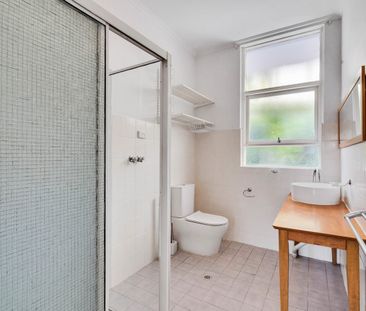 Coastal Living Made Easy - Photo 6