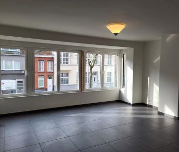 Gerenoveerd appartement met 2 slaapkamers - Foto 1