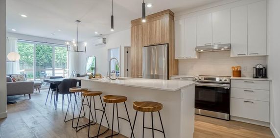 Aera Saint-Bruno / Condo 3 1/2 pour AVR et JUIL 2026 - appartement / logement à louer - Photo 2