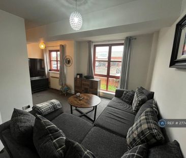 2 bedroom flat to rent - Photo 3