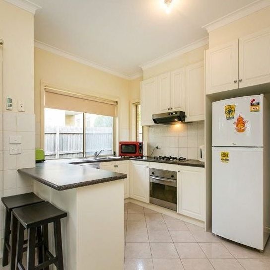 2/38 Macrina Street, Oakleigh East VIC 3166 - Apartment For Rent | Domain - Photo 1