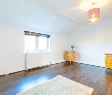 2 bedroom end of terrace house to rent - Photo 6