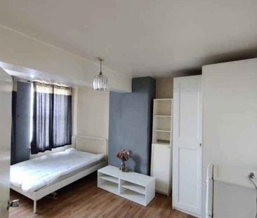 1 bedroom in a flat share to rent - Photo 3