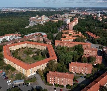Syster Estrids gata 6 - Foto 1