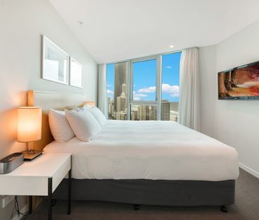 Luxury Furnished Apartment – Surfers Paradise Living at Its Finest - Photo 5